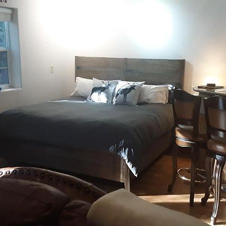 Winterfell Inn - No Xtra Fees, Dogs Ok, King & Queen Suites Arnold Exterior foto